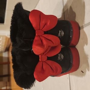 Girl's Disney Uggs size 4